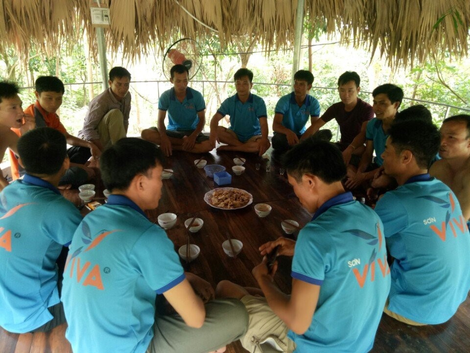 SƠN VIVA- KHÔNG CHỈ LÀ CÔNG VIỆC, ĐÓ CÒN LÀ SỰ NGHIỆP